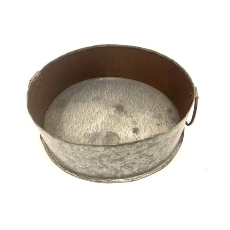 Tablett aus Eisen mit Ösen D28H9cm(80087)