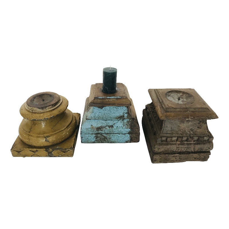 Wooden base candlestand (7808) +/- 25-30 H20-25cm