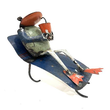 Frog relaxing H26 (80147)