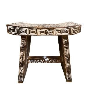 Bench carving (80360)