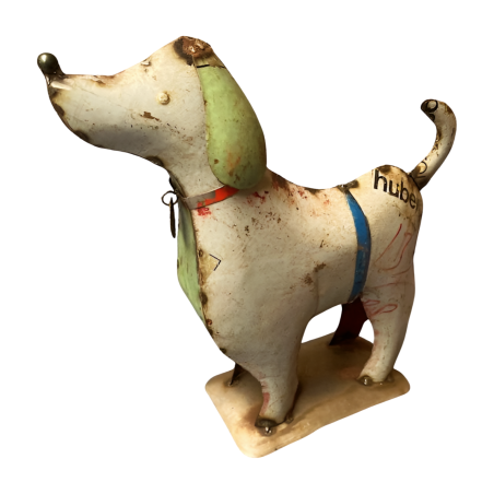 Dog Bella old iron (3814)