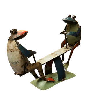 Two frogs on seesaw (80145)