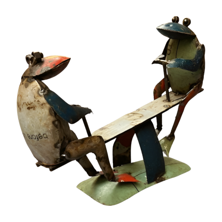 Two frogs on seesaw (80145)