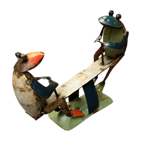 Two frogs on seesaw (80145)