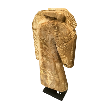 Horse head on stand (3314)