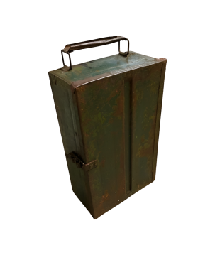 Ammunition box (7582)