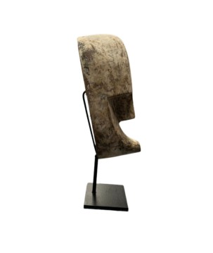 Mask primitief on stand L (5627)