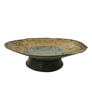 Old iron cake stand(5716)