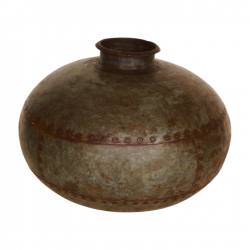 Nagouri pot old iron