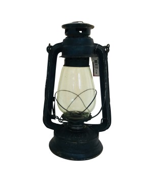 Antique lantern (7870)